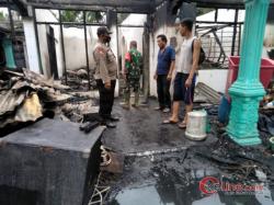 Sijago Merah Ngamuk, 1 Unit Rumah Permanen Dan Toko Sepeda Motor Terbakar Diasahan