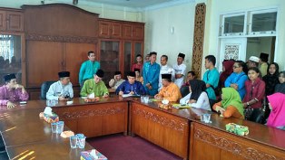 Sidak, Bupati Pelalawan Kumpulkan Pegawai Sekwan