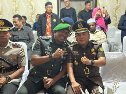 Plt. Kajari SBB Hadiri Rapat Paripurna Sertijab dan Pidato Perdana Bupati dan Wakil Bupati Seram Bagian Barat 