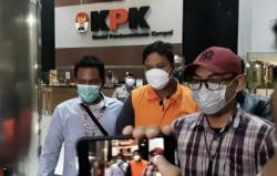 KPK Perpanjang Masa Tahanan Bupati Kuansing Non Aktif 40 Hari Kedepan