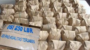 Bungkus Nasi Pakai Kertas Berplastik Bisa Sebabkan Kangker