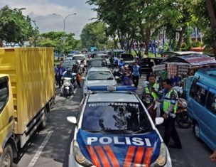 Pasangan Firdaus-Rusli Dielukan Pendukung