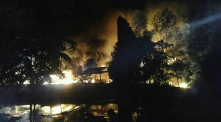 Kantor Polres Siak Terbakar