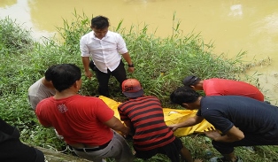 Warga Sail Heboh Temukan Jasad Mr X Tersangkut dibawah Jembatan