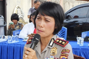 Kapolres Wanita Ini Akhirnya Dicopot