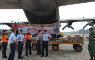 8,9 Ton Logistik untuk Korban Gempa Sulteng Dikirim Lanud RSN Pekanbaru