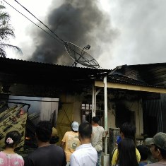 Dua Unit Rumah dan Satu Mobil Habis Di Lalap Sijago Merah