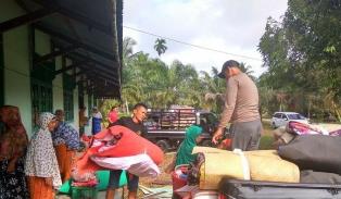 Puting Beliung, Jemaah Suluk di Kampar Mengungsi