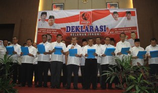 Gubernur Terpilih dan Seluruh Kepala Daerah di Riau Dukung Jokowi