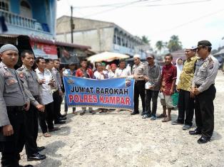 Jumat Barokah, Polres Kampar Gelar Kegiatan Safari Jumat Keliling Bersama TNI