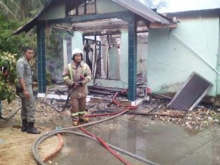 Desa Taratak, 1 Unit Rumah dilalap Si jago Merah