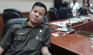 Polemik APBD, Bupati Mursini Diminta Terbitkan Perbup