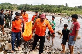 3 Orang Pencari Ikan Larangan Pasaman Barat Hanyut 1 Tewas